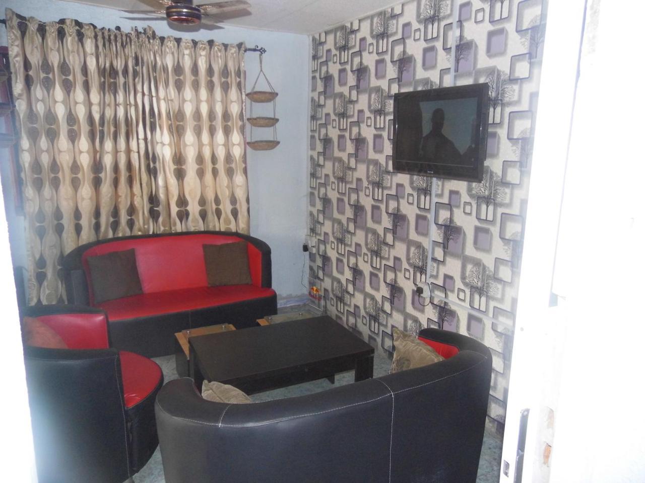 Legendary Inn & Lounge Bale Akiosi Buitenkant foto